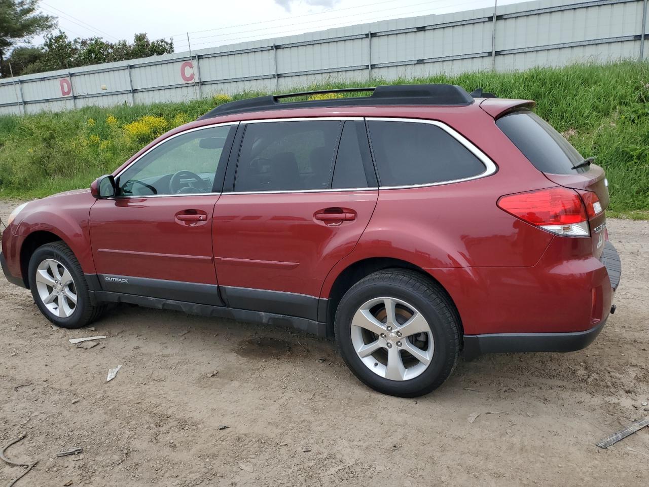 4S4BRCMC2E3207060 2014 Subaru Outback 2.5I Limited