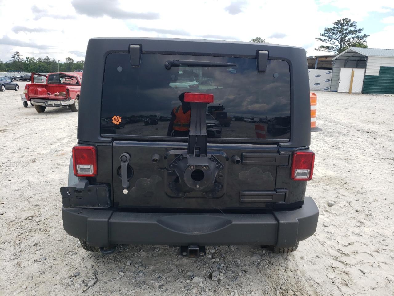 1C4BJWDG2CL110101 2012 Jeep Wrangler Unlimited Sport