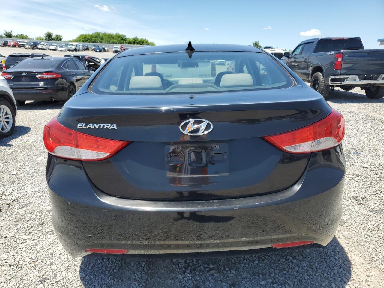 2013 Hyundai Elantra Gls vin: KMHDH4AE8DU893637