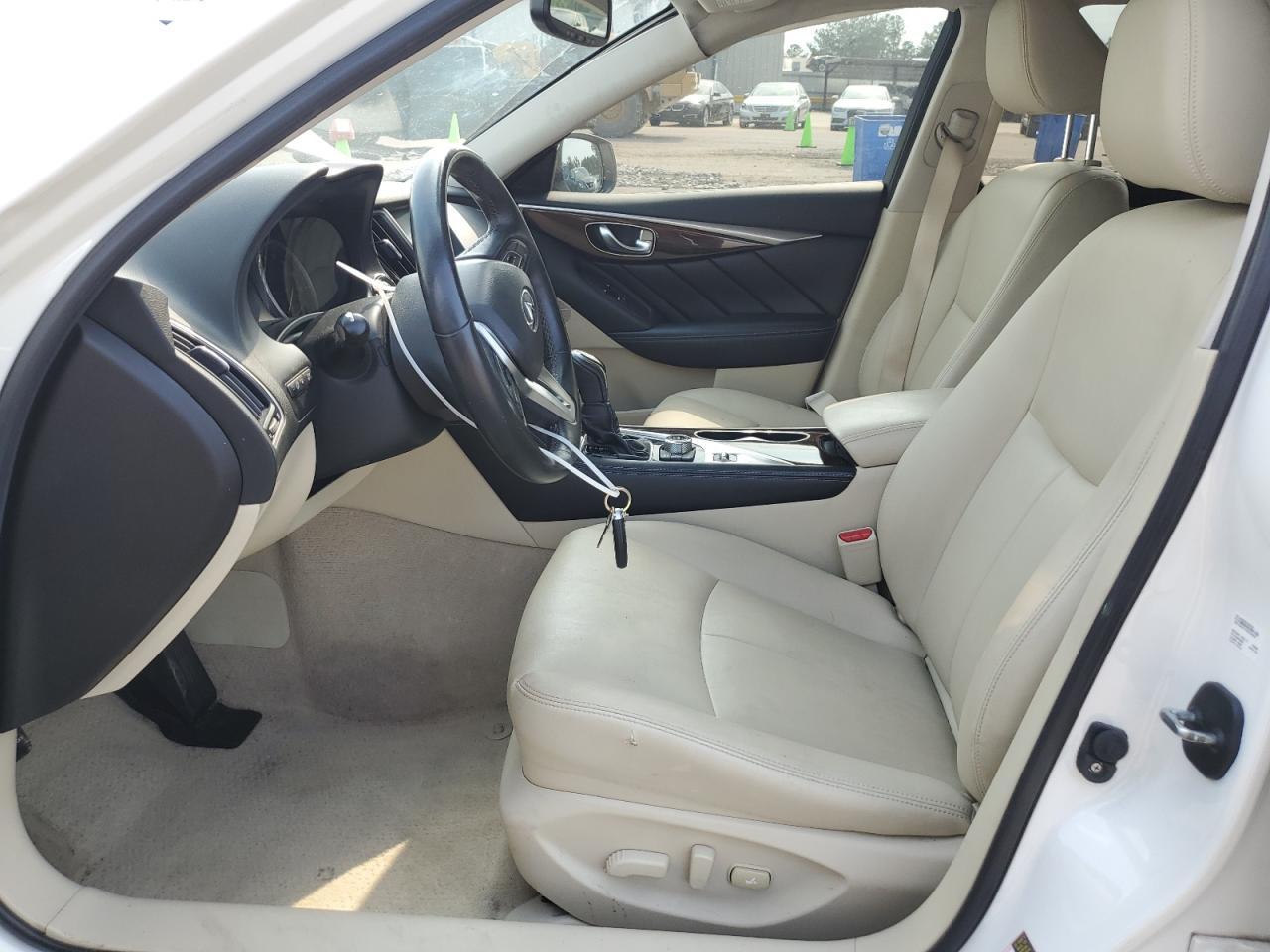 JN1EV7AR2JM433684 2018 Infiniti Q50 Luxe