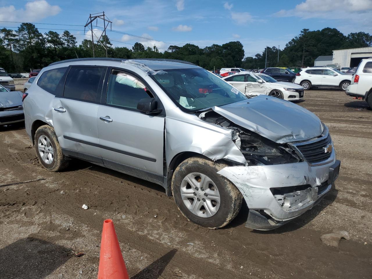 1GNKVFKD5GJ275579 2016 Chevrolet Traverse Ls