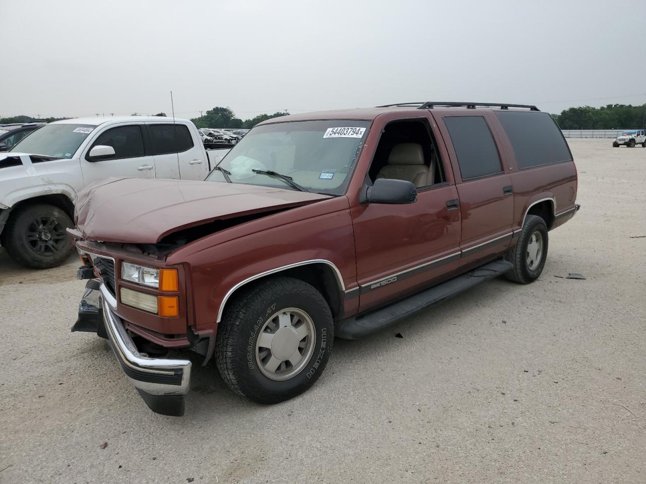 3GKEC16R3XG513410 1999 GMC Suburban C1500