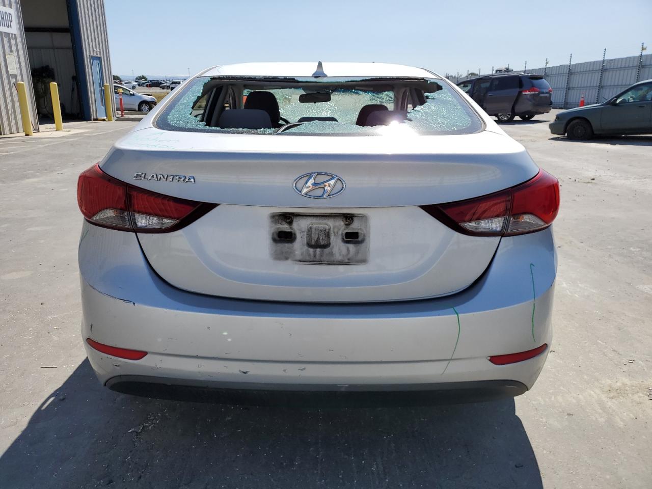 KMHDH4AE8EU073026 2014 Hyundai Elantra Se