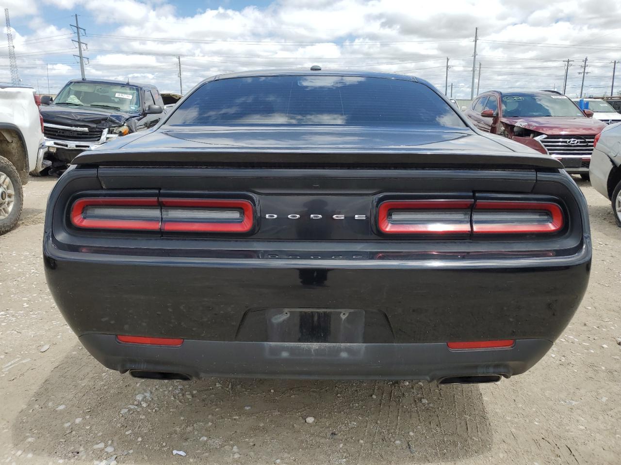 2C3CDZBT4HH550200 2017 Dodge Challenger R/T