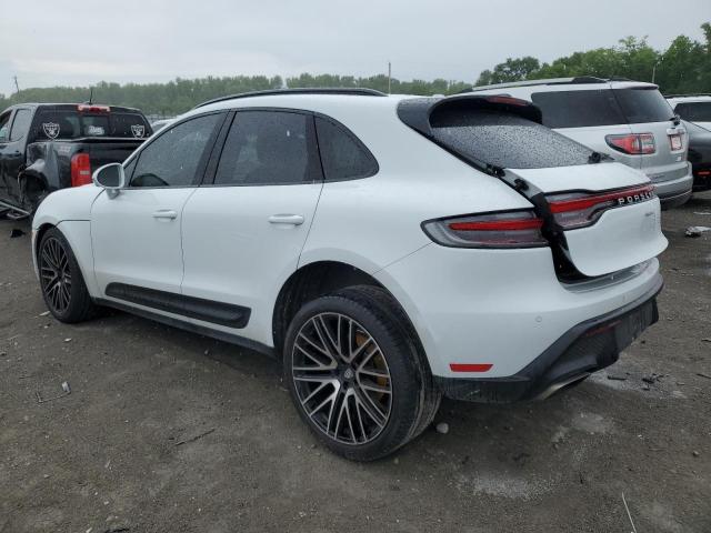 VIN WP1AA2A57NLB08448 2022 Porsche Macan no.2