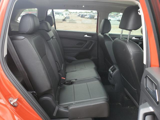 2018 VOLKSWAGEN TIGUAN SE - 3VV3B7AX2JM069428