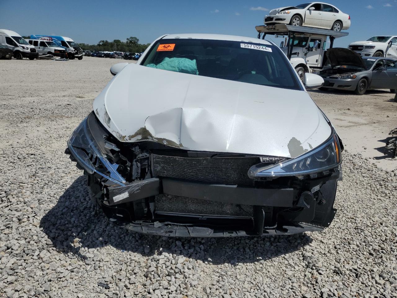 2020 Hyundai Elantra Sel vin: 5NPD84LF8LH545145