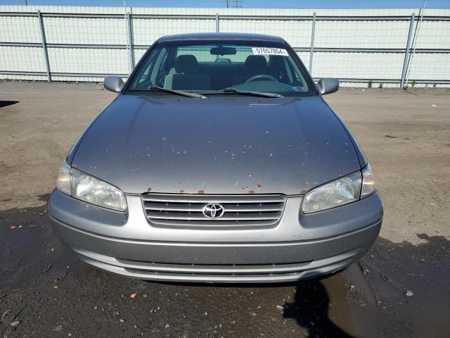 1999 Toyota Camry Ce VIN: 4T1BG22KXXU577793 Lot: 57057054