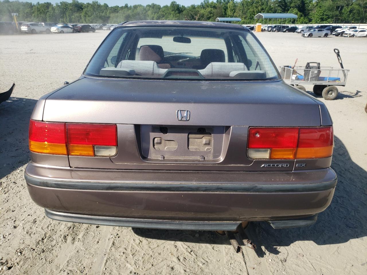 1HGCB7671NA186056 1992 Honda Accord Ex