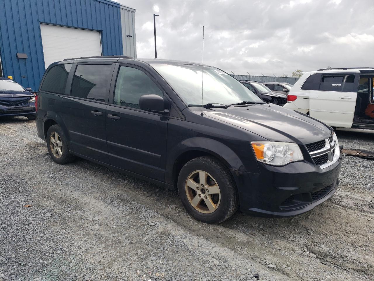 2C4RDGBG7DR573097 2013 Dodge Grand Caravan Se