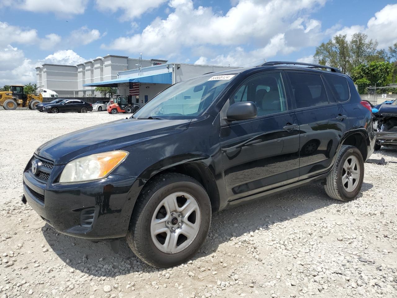 2T3BF4DV7BW171556 2011 Toyota Rav4