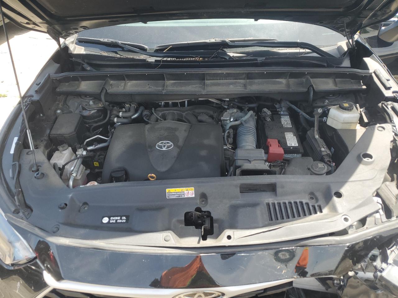 5TDGZRBH0NS185750 2022 Toyota Highlander Xle