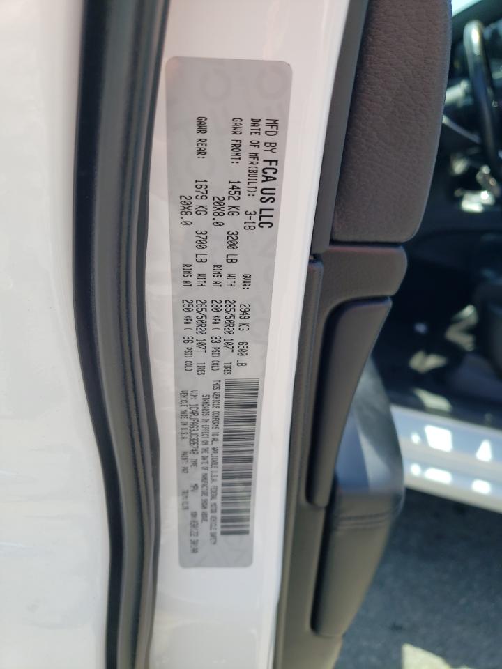 1C4RJFAG3JC326748 2018 Jeep Grand Cherokee Laredo