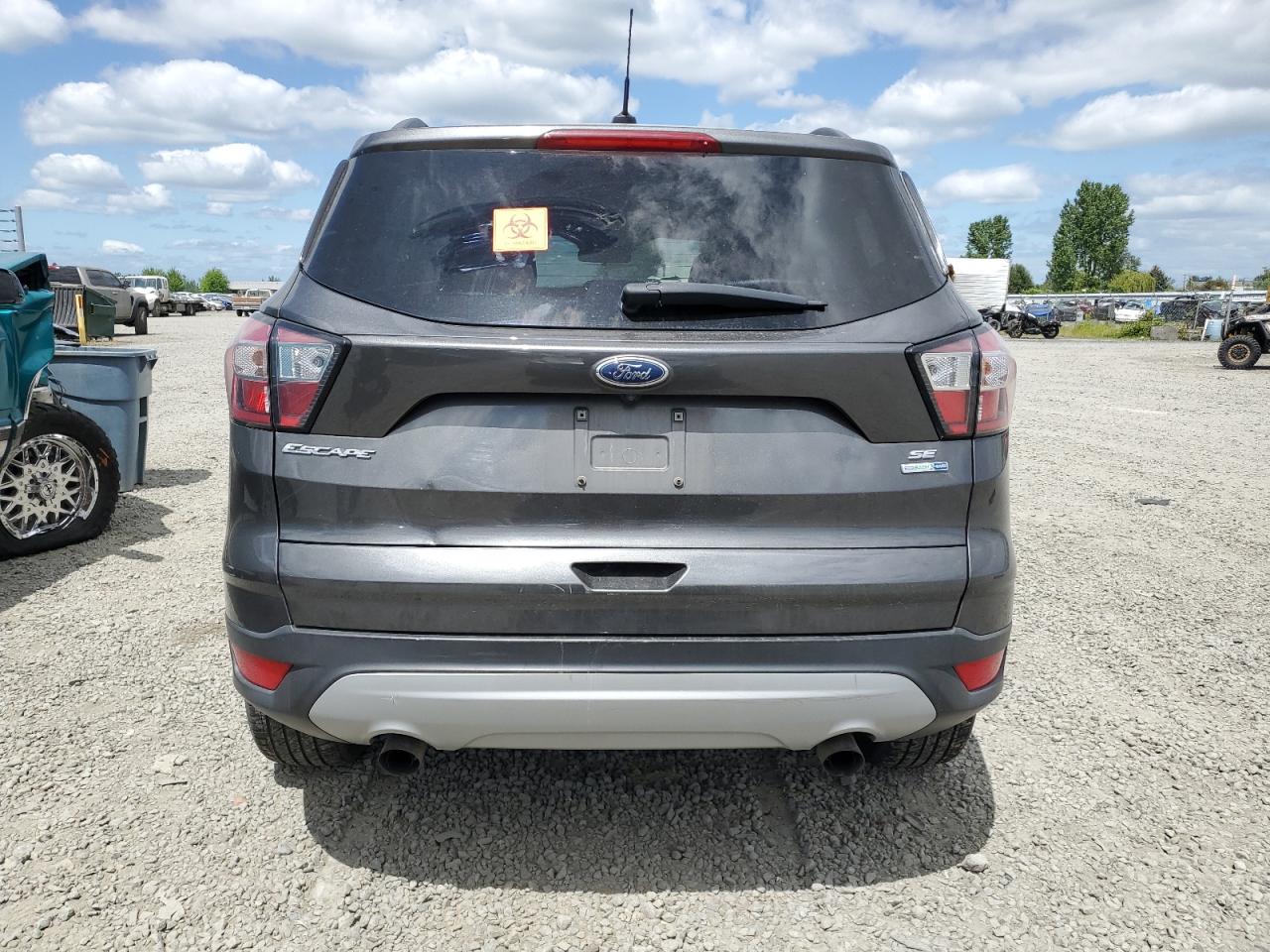 1FMCU9GD5JUA86653 2018 Ford Escape Se