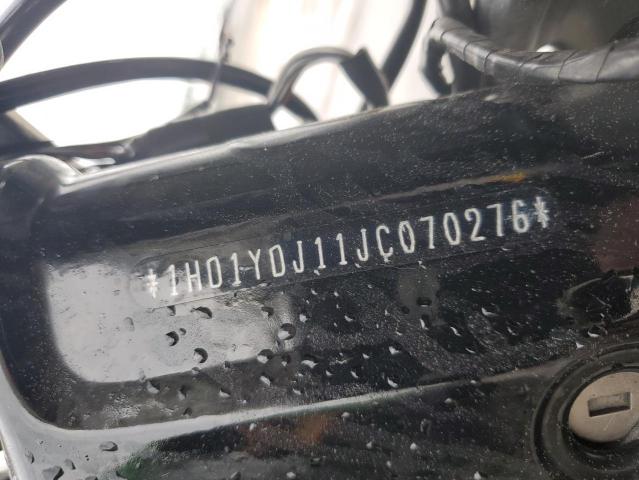 2018 HARLEY-DAVIDSON FLSL SOFTA - 1HD1YDJ11JC070276
