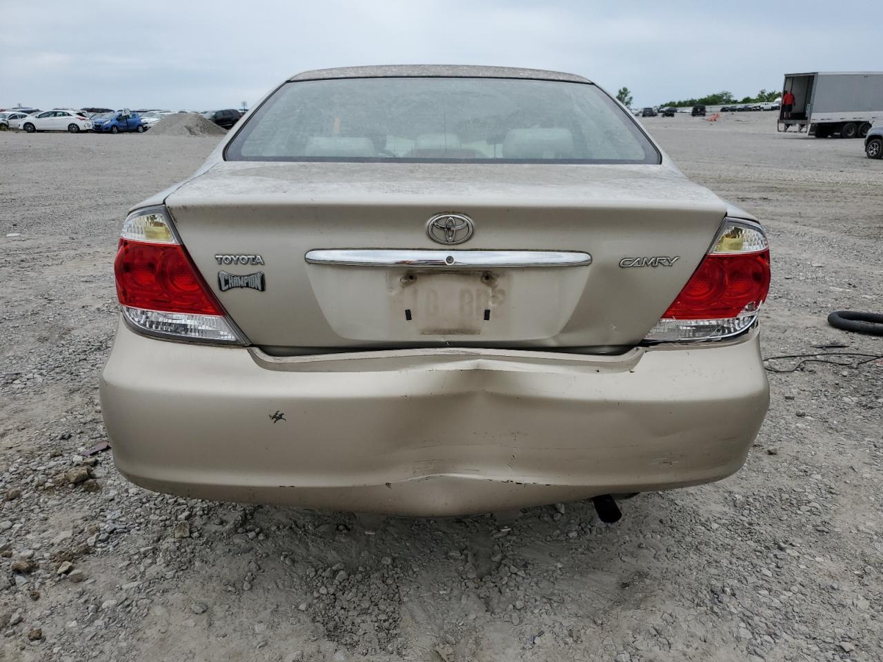 4T1BE32K05U017581 2005 Toyota Camry Le