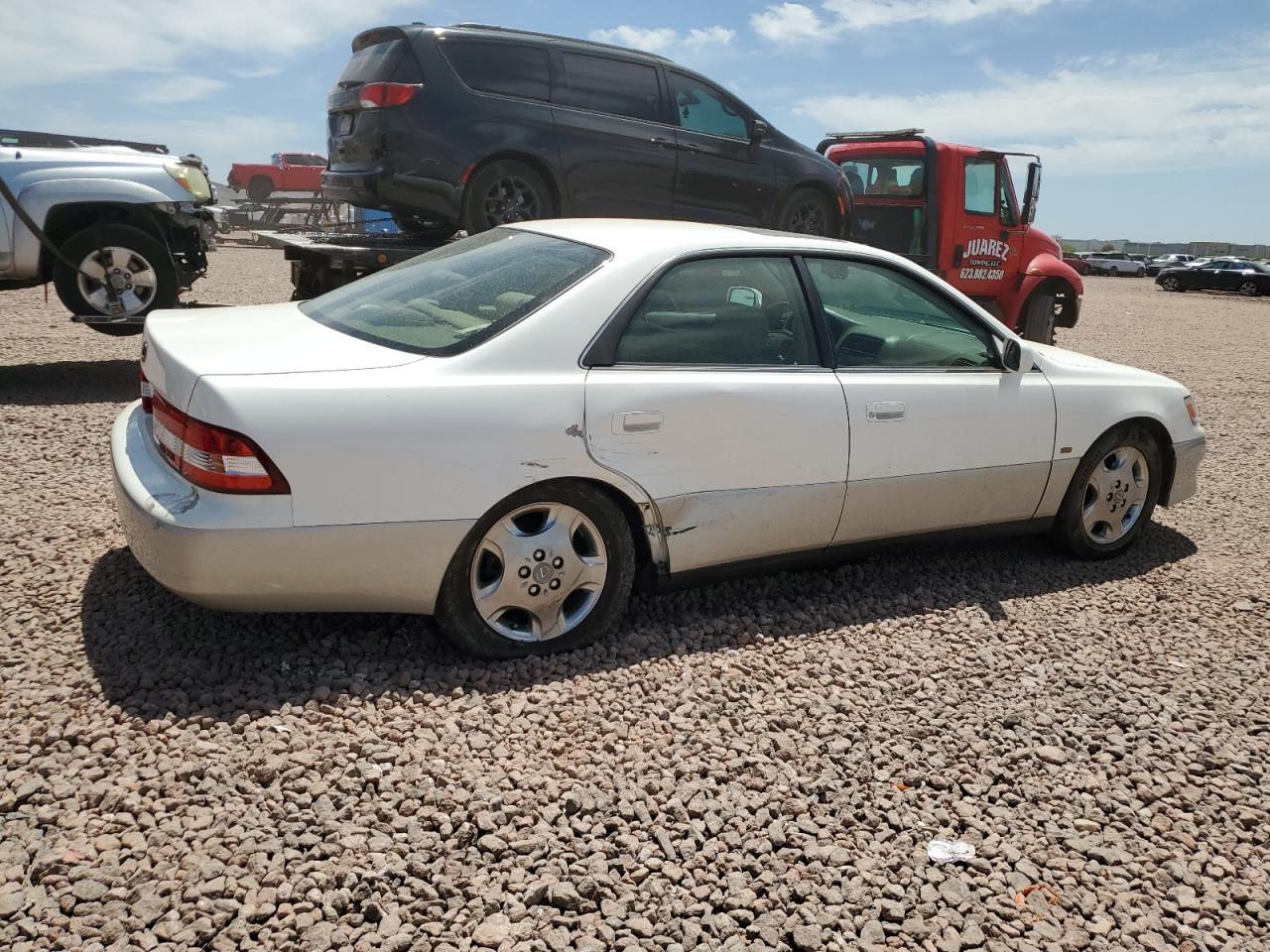 JT8BF28G110321081 2001 Lexus Es 300