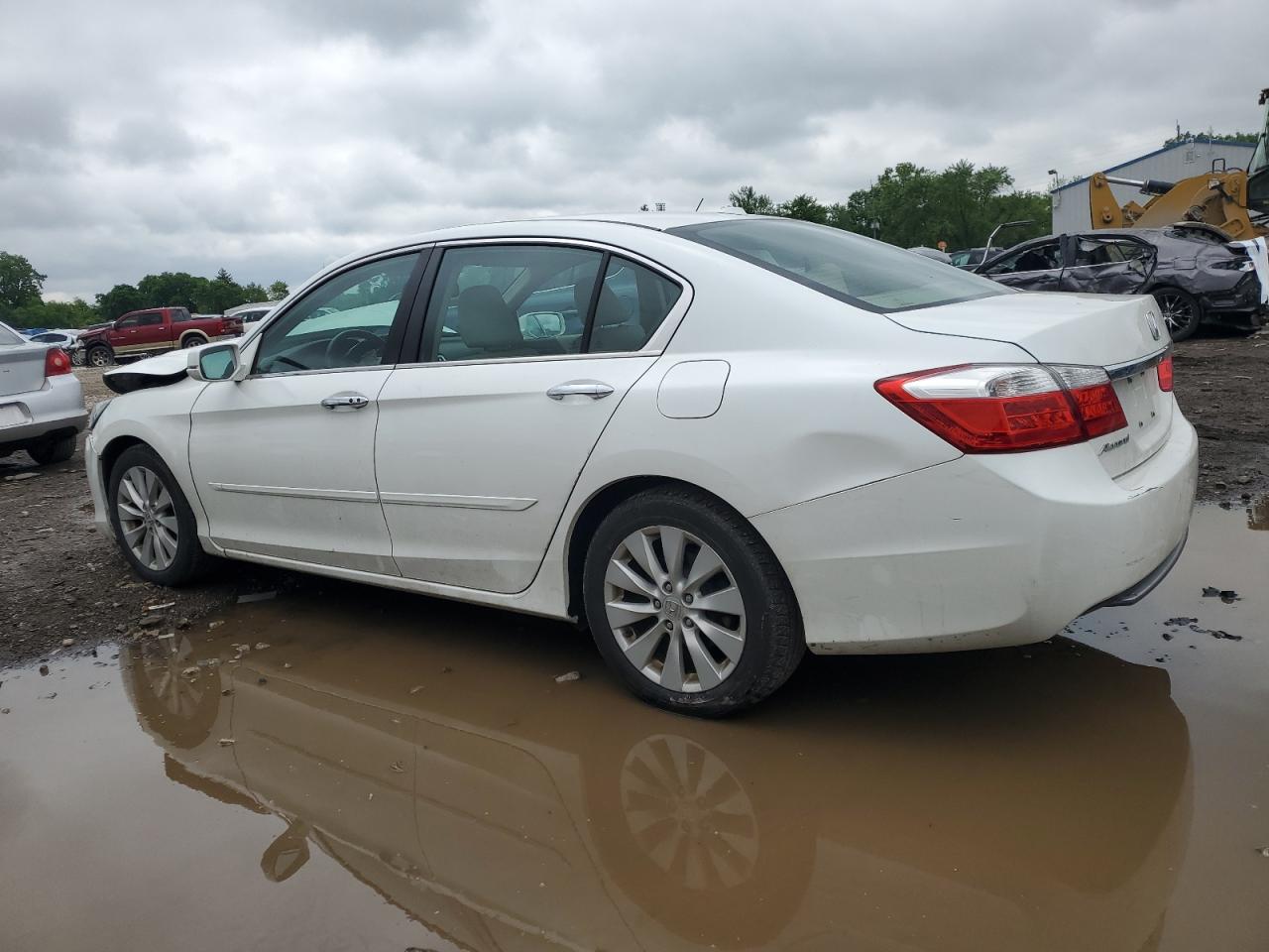 1HGCR2F88EA308211 2014 Honda Accord Exl