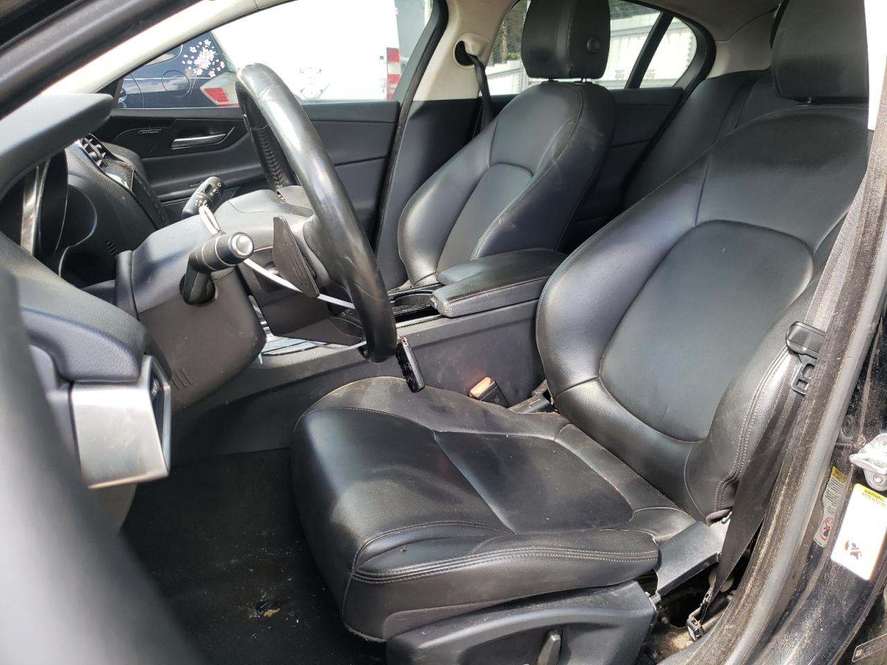 SAJAD4BG7HA976147 2017 Jaguar Xe Premium