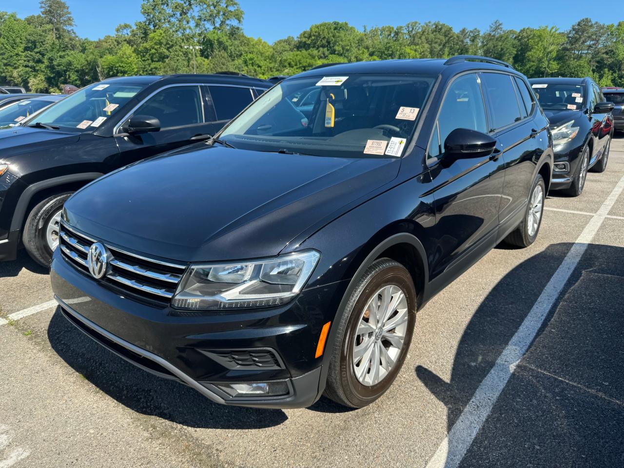 3VV1B7AX1JM023127 2018 Volkswagen Tiguan S