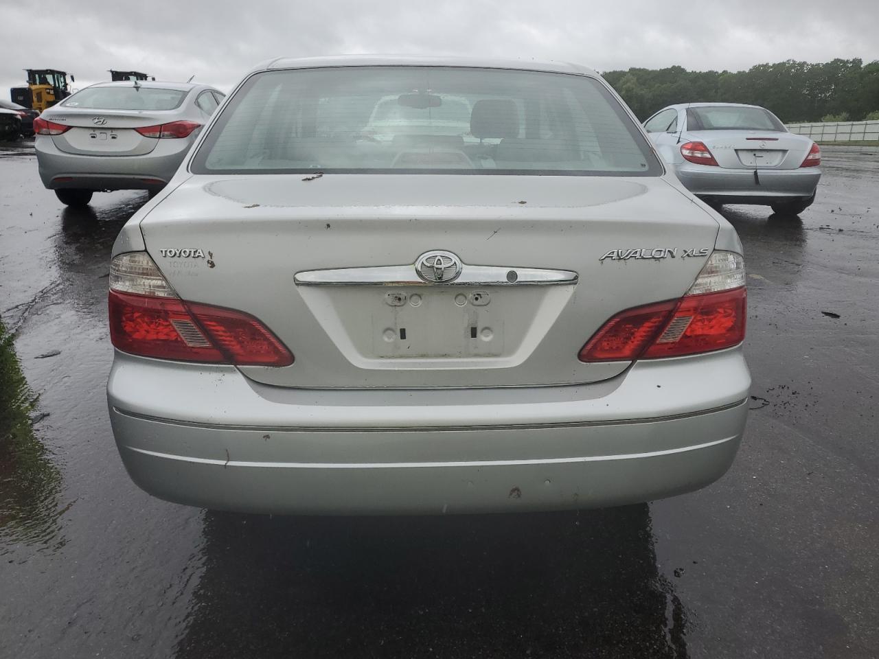 4T1BF28B34U358230 2004 Toyota Avalon Xl