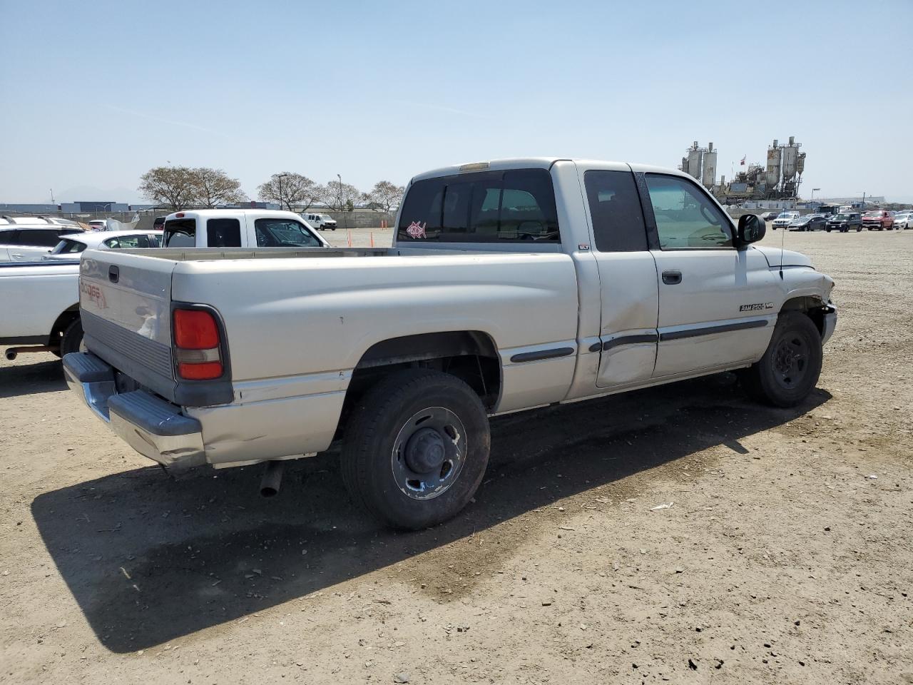 3B7KC23W1XG169901 1999 Dodge Ram 2500