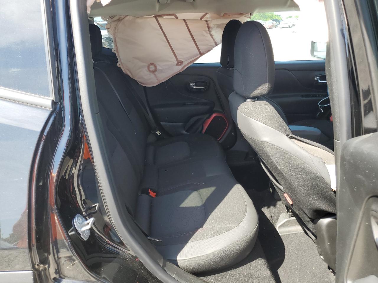 ZACCJBCB4HPG67940 2017 Jeep Renegade Trailhawk