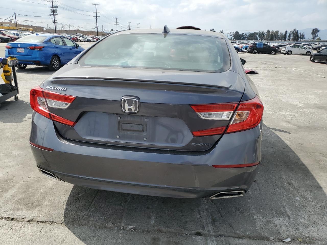 1HGCV1F3XJA026219 2018 Honda Accord Sport