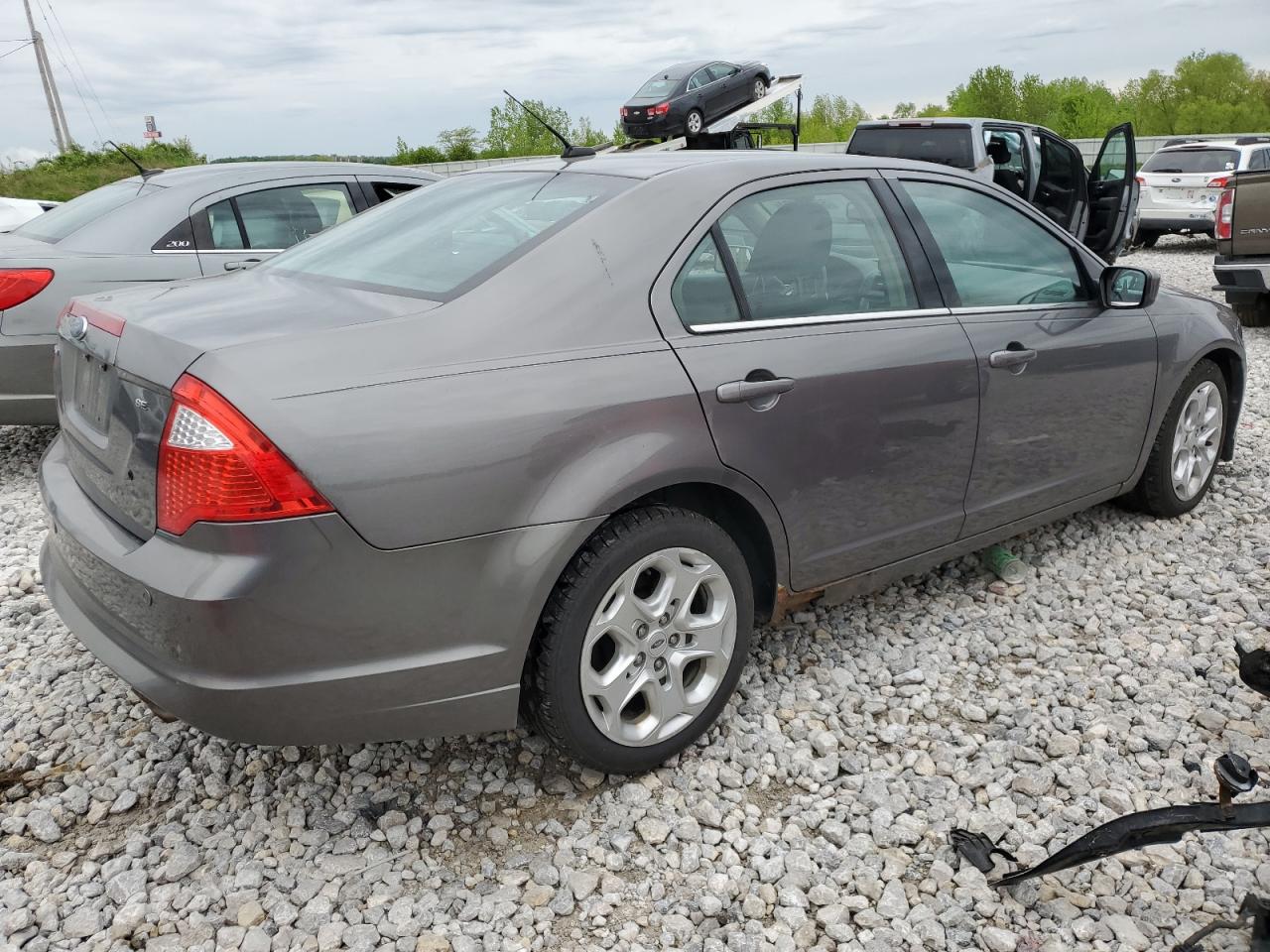 3FAHP0HA9AR282951 2010 Ford Fusion Se