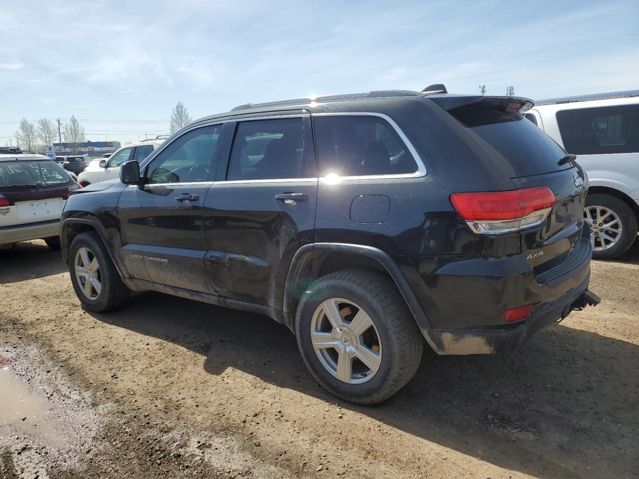 1C4RJFAGXFC747213 2015 Jeep Grand Cherokee Laredo