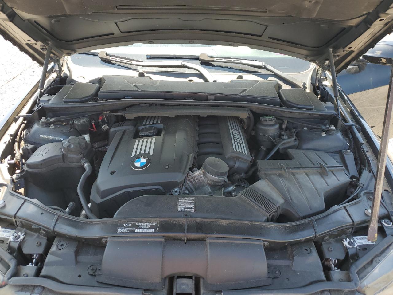 WBAVC93507KX60269 2007 BMW 328 Xi