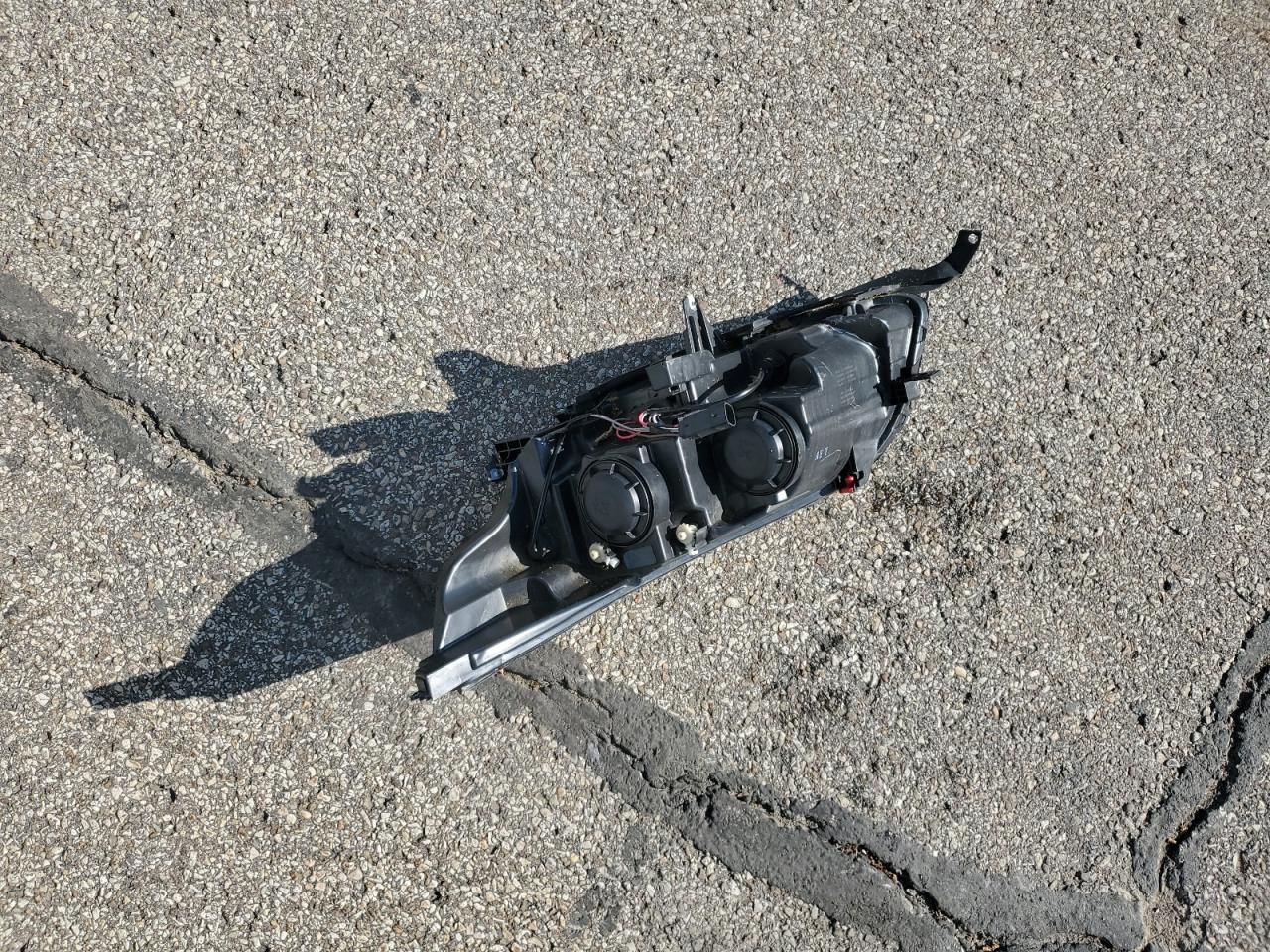 1G11D5SL3FF325141 2015 Chevrolet Malibu 2Lt