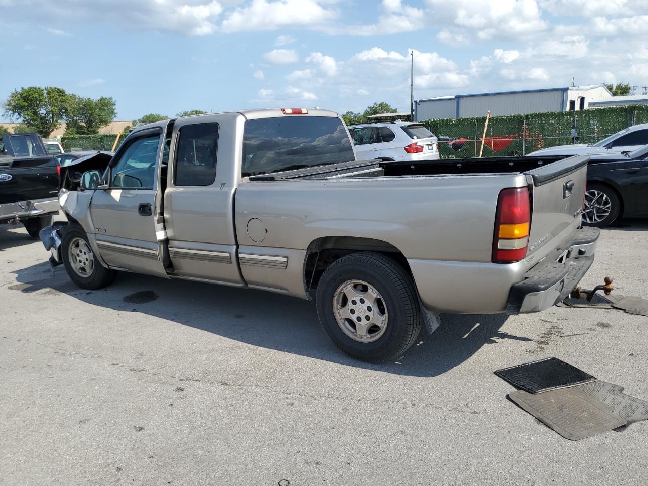 2GCEC19T7Y1216072 2000 Chevrolet Silverado C1500