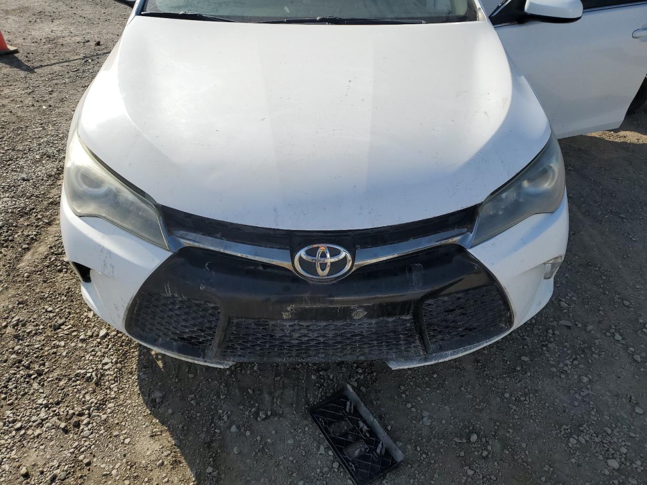 4T1BF1FKXGU144370 2016 Toyota Camry Le