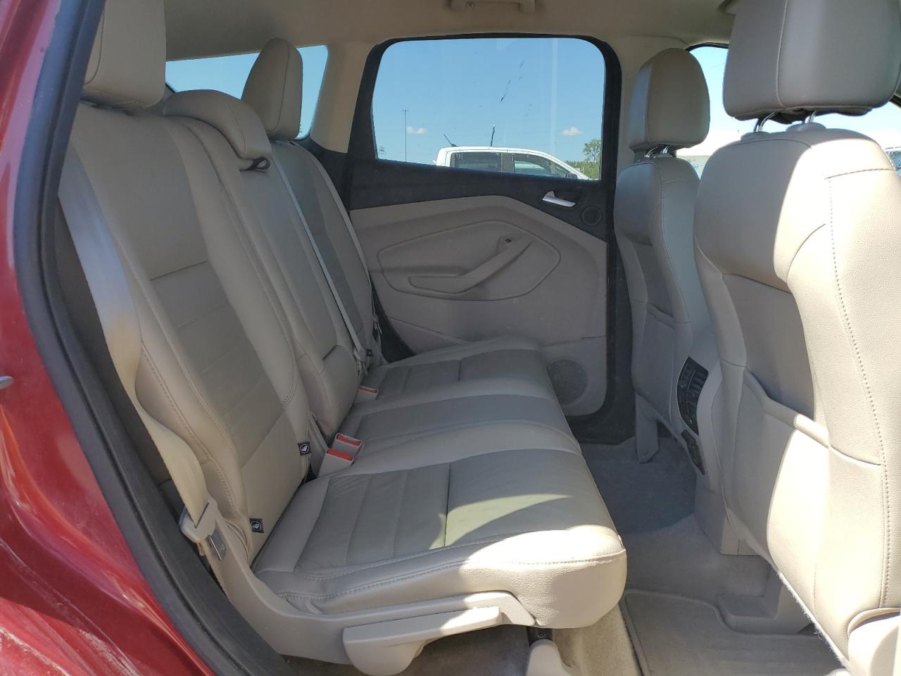 1FMCU9JX9FUC62579 2015 Ford Escape Titanium