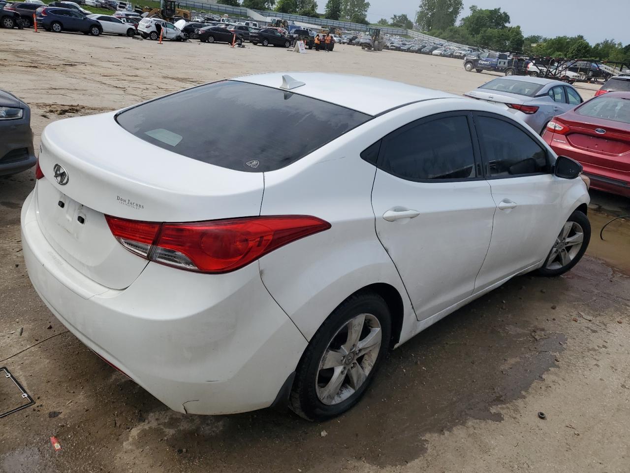 5NPDH4AE6CH119349 2012 Hyundai Elantra Gls