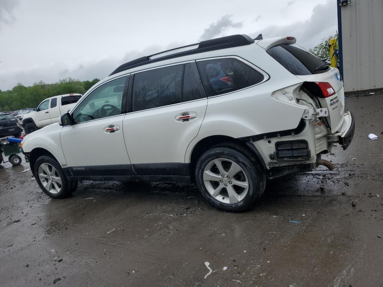 4S4BRDKC8D2310545 2013 Subaru Outback 3.6R Limited