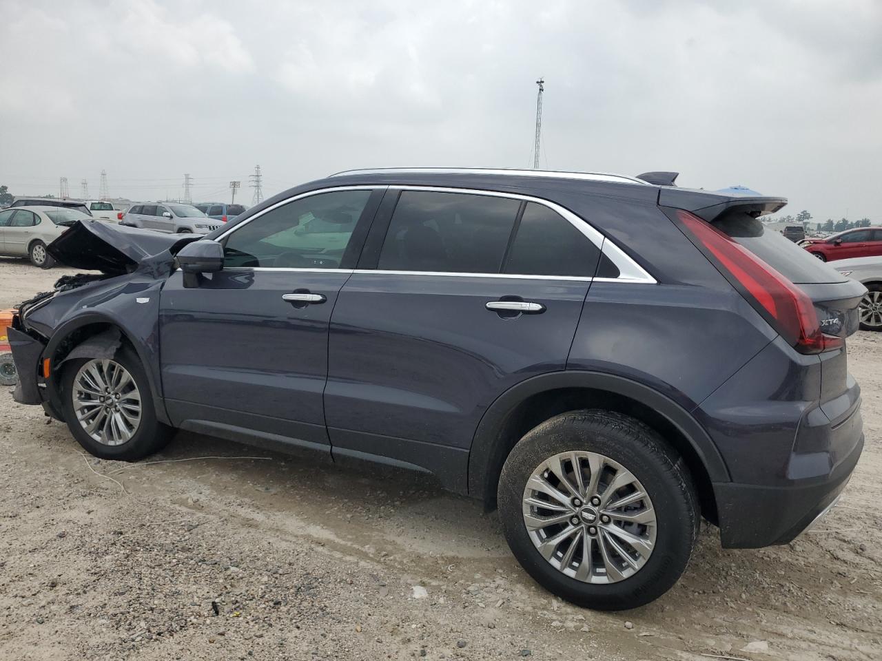 2024 Cadillac Xt4 Premium Luxury vin: 1GYFZCR44RF126955