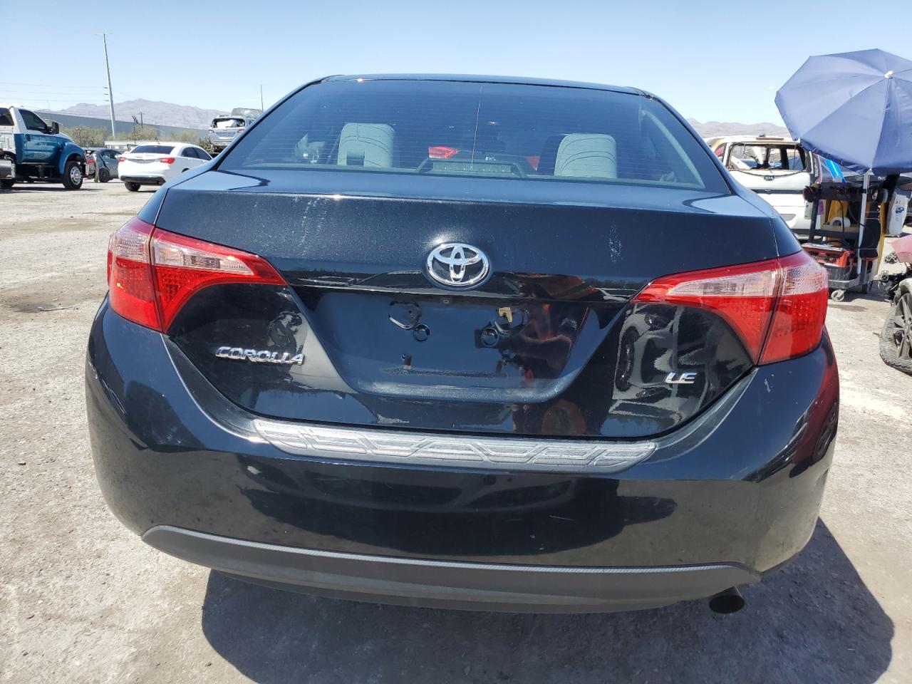 2018 Toyota Corolla L vin: 2T1BURHE3JC002236