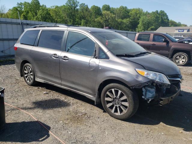 2018 Toyota Sienna Le VIN: 5TDJZ3DC2JS198675 Lot: 53247844