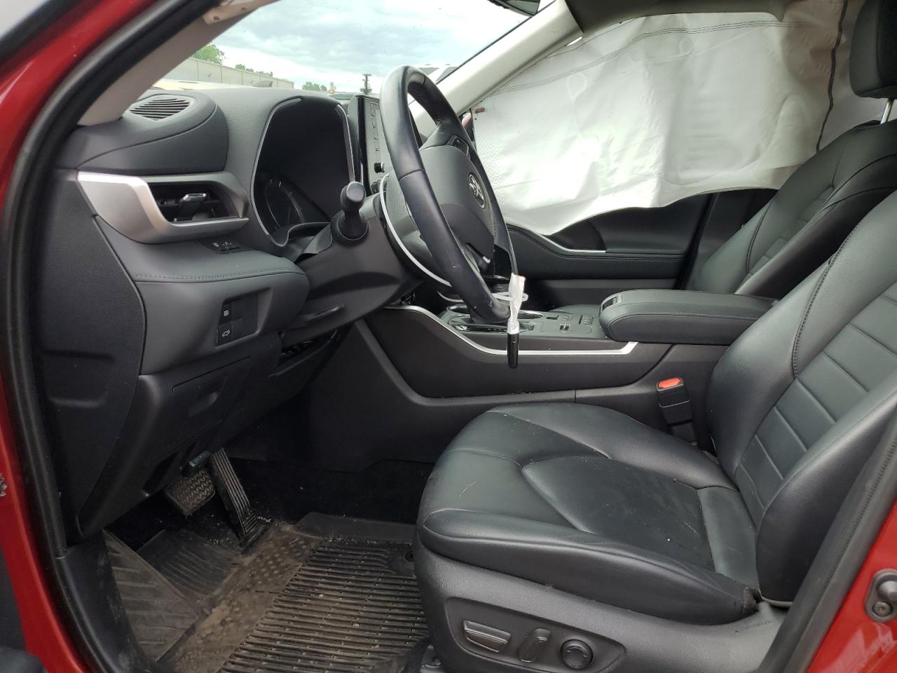 5TDHBRCH9MS530599 2021 Toyota Highlander Hybrid Xle