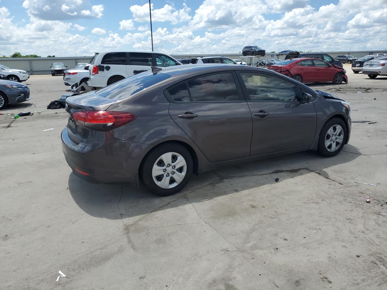 2017 Kia Forte Lx vin: 3KPFK4A74HE152132