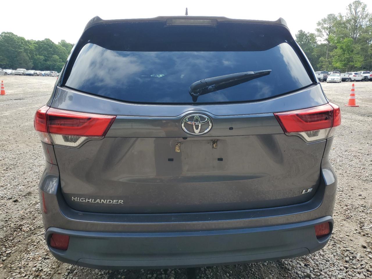 5TDZZRFH9KS351200 2019 Toyota Highlander Le