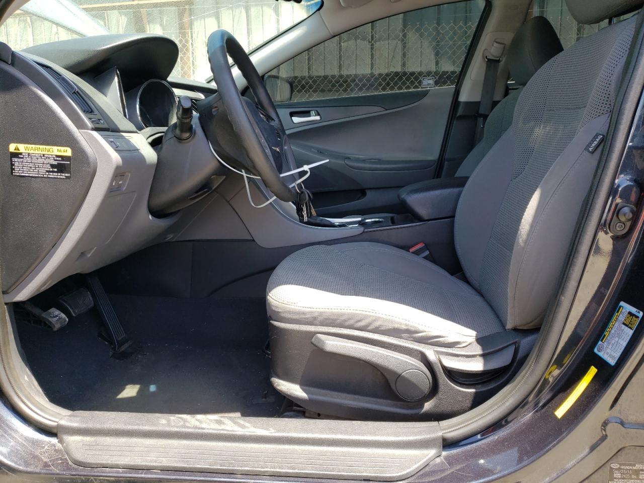 2014 Hyundai Sonata Gls vin: 5NPEB4AC9EH816666