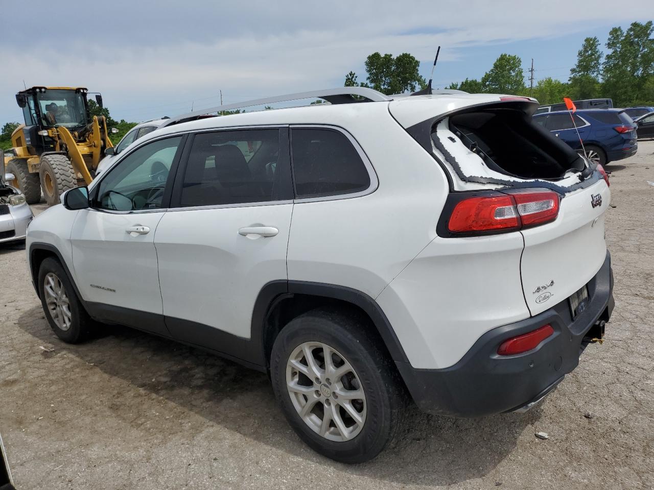 2016 Jeep Cherokee Latitude vin: 1C4PJMCS9GW295994