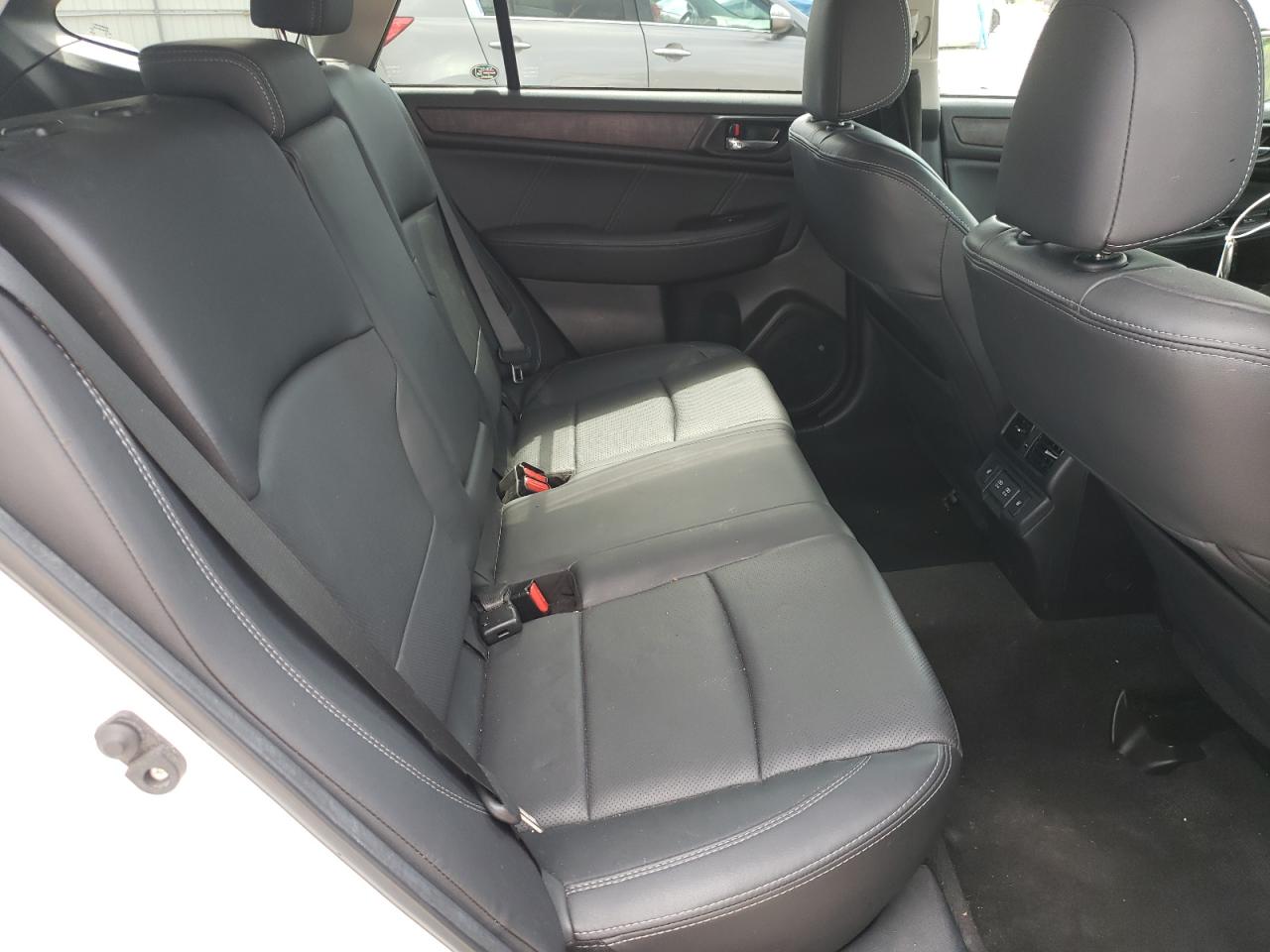 4S4BSENC0K3358408 2019 Subaru Outback 3.6R Limited