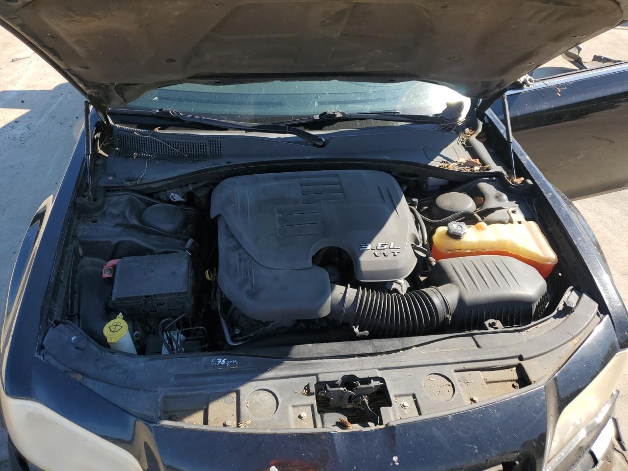 2C3CA4CG9BH500834 2011 Chrysler 300