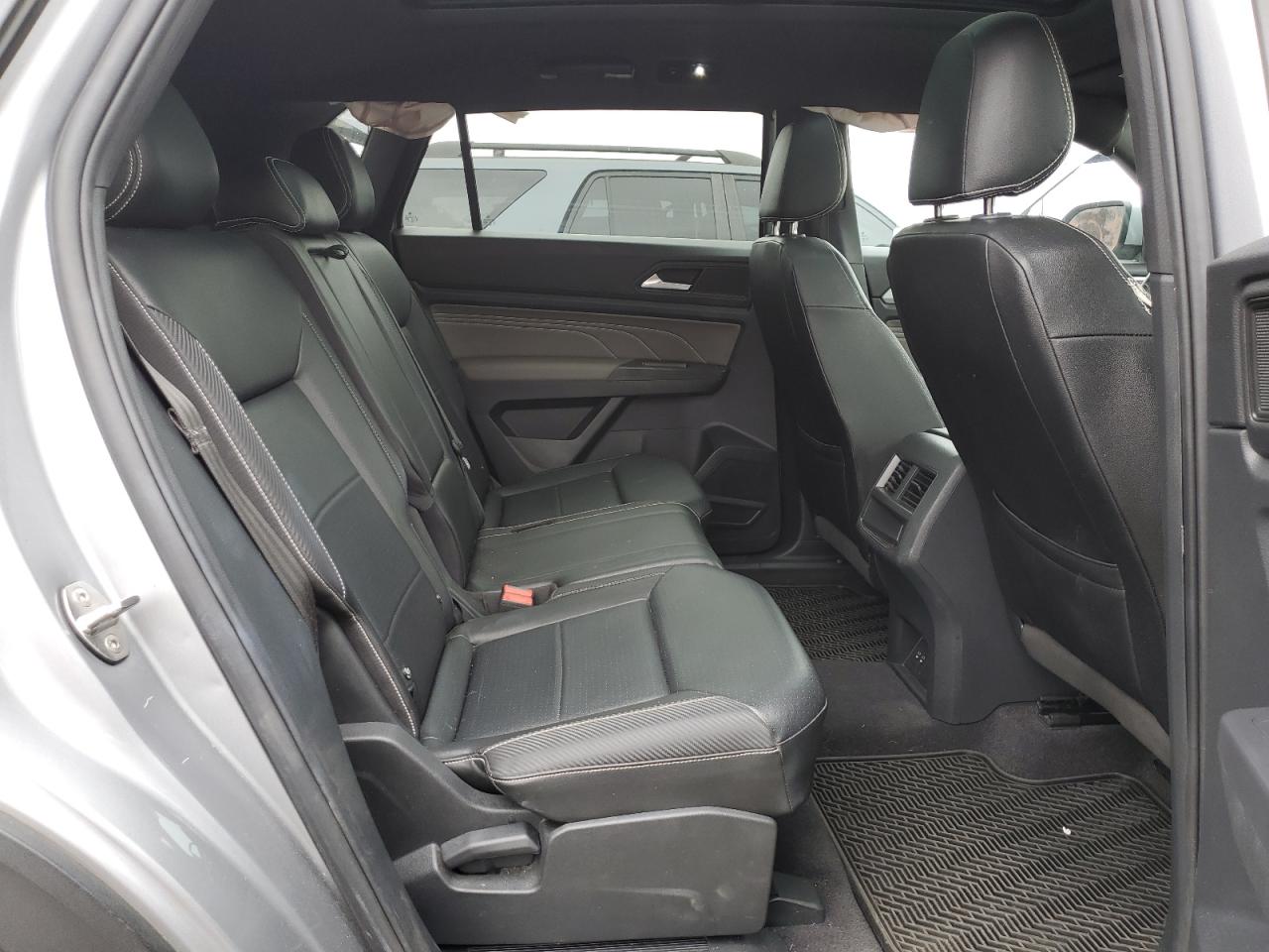 1V2JC2CA6MC220127 2021 Volkswagen Atlas Cross Sport Se