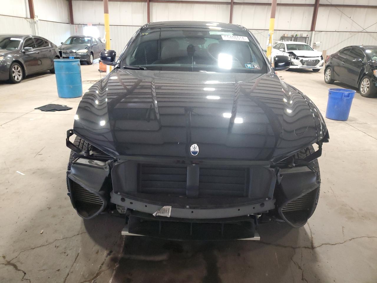 ZN661ZUM8NX394627 2022 Maserati Levante Modena