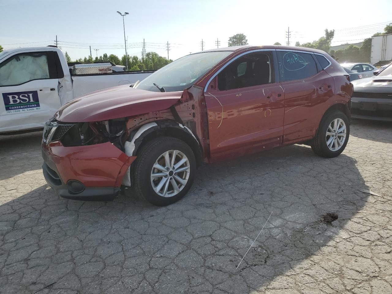 JN1BJ1CR6KW332520 2019 Nissan Rogue Sport S